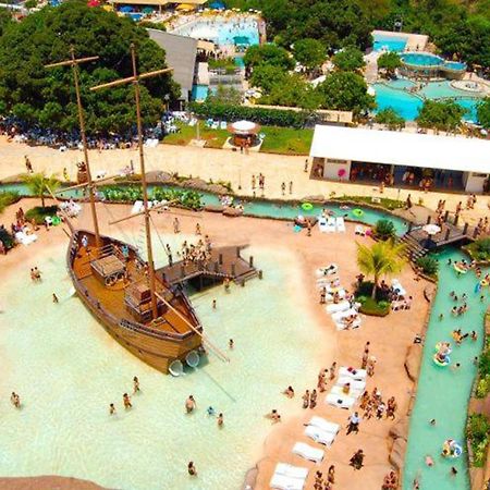 Lacqua Diroma Oficial - Diroma Acqua Park Incluido - Com Roupa De Cama E Banho Caldas Novas Buitenkant foto