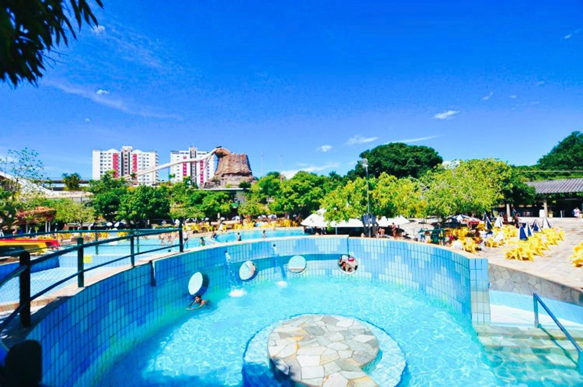 Lacqua Diroma Oficial - Diroma Acqua Park Incluido - Com Roupa De Cama E Banho Caldas Novas Buitenkant foto