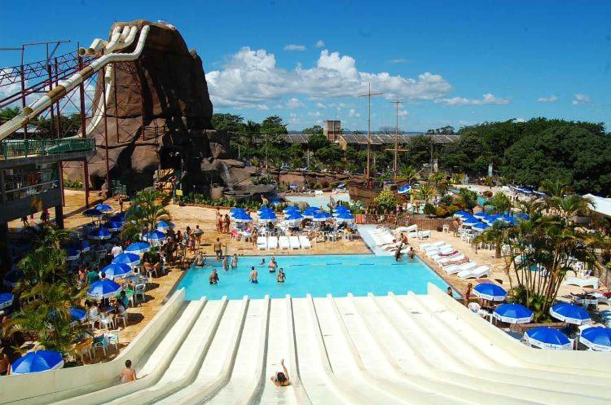 Lacqua Diroma Oficial - Diroma Acqua Park Incluido - Com Roupa De Cama E Banho Caldas Novas Buitenkant foto